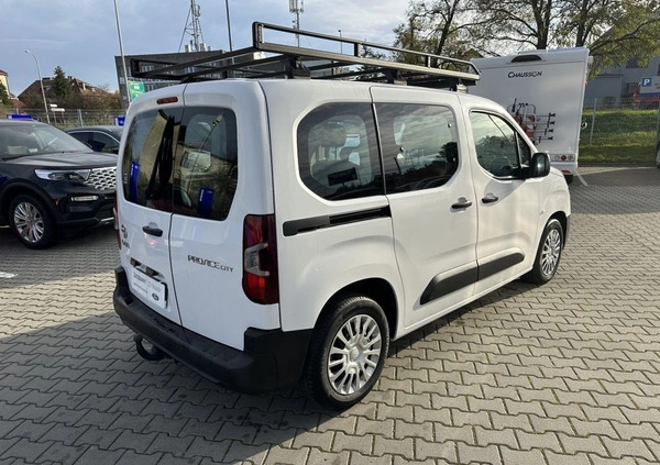 Toyota Proace City Verso cena 70900 przebieg: 104900, rok produkcji 2020 z Opole małe 121